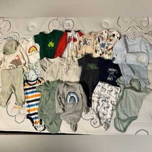 Lot of 24 - 0-3/newborn clothes